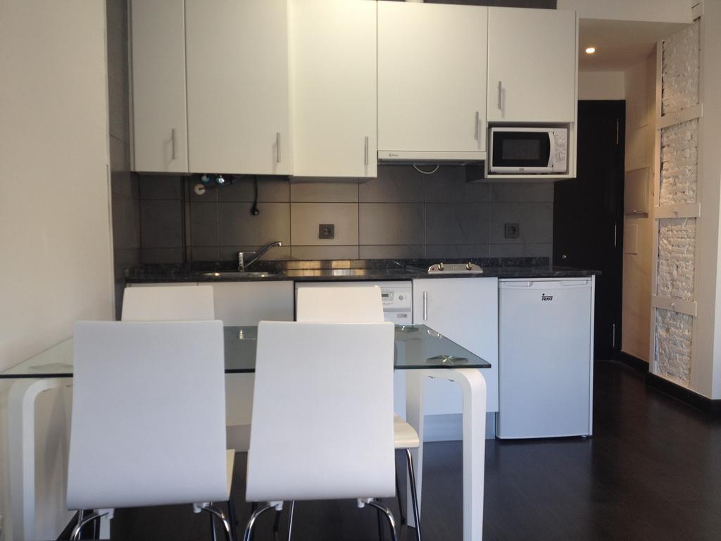 Apartamentos Logrono Logroño Quarto foto